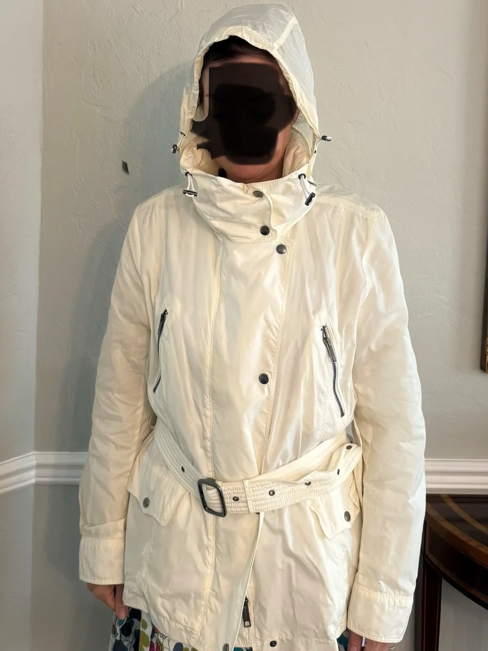 Burberry White Cream Belted Trench Coat with Zip Pockets - Picture 4 of 16
